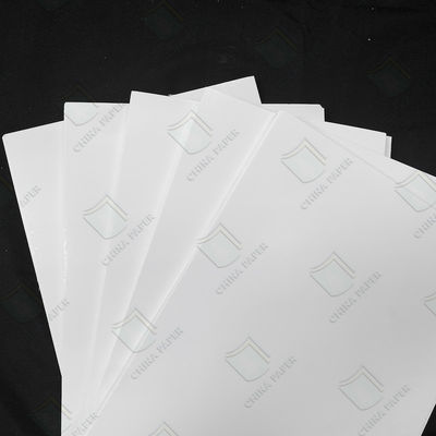 Ein guter Preis. Weiß jungfräuliches Holz hohe Volumen FBB GC1 GC2 Papierplatte 200gm-350gm Online